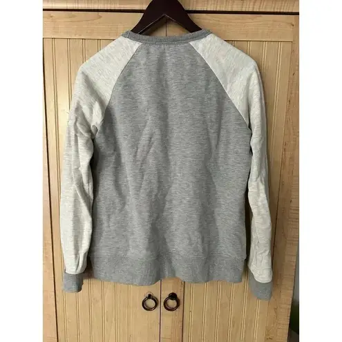 Barbour Women's Logo Gray White Cozy Soft Sweatshirt Size US 4