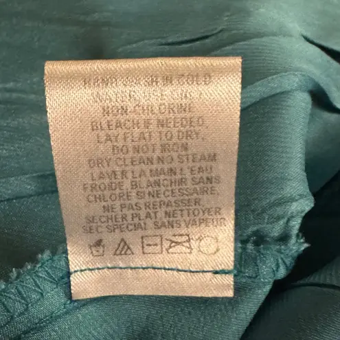 Komarov Sleeveless Dress, with V