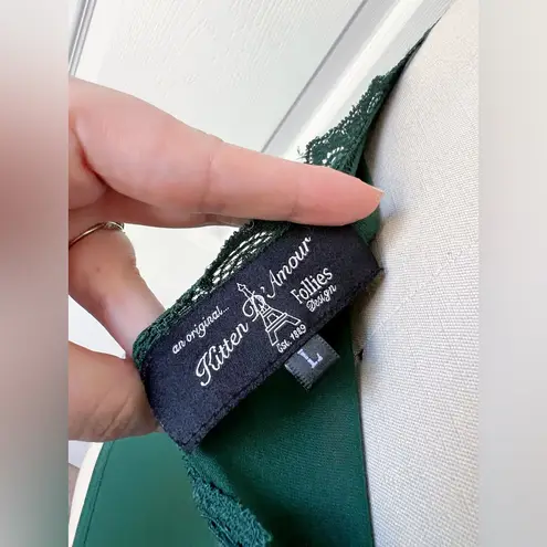 Kitten D’Amour Follies Singlet Camisole in Green Size L