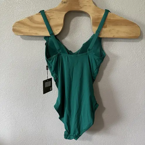 NEW Nip Tuck Swim Eva One