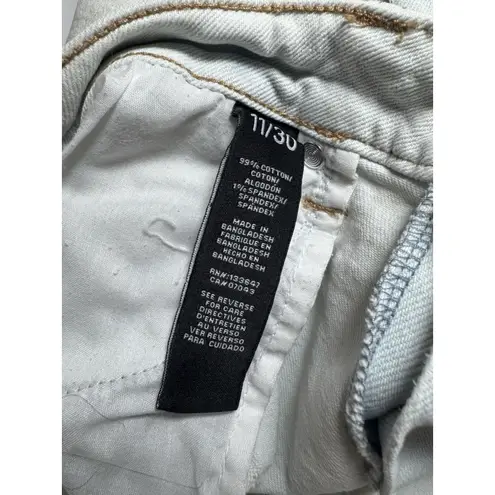 Kendall Kylie Shorts Womens Light Wash Bohemian Destroyed Hippie Fringe 11/30 * Blue Size undefined