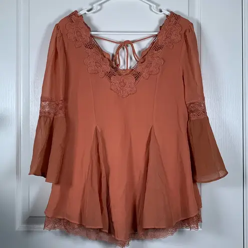 Free People  Burnt Orange Flowy Sleeves Flowy Blouse Embroidered V-Neck Small EUC