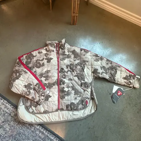 Free People  movement camo pippa packable jacket nwt Xs thumbnail 2
