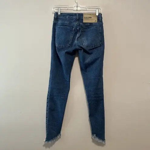 One Teaspoon  Freebirds II Low Waist Frayed Asymmetrical Hem Jeans Size 24