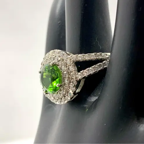 STERLING SILVER LAB GROWN PERIDOT & CUBIC ZIRCONIA STATEMENT COCKTAIL RING (8.75 Green