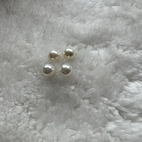 Elegant Double Pearl Stud Earrings Silver Tone Modern Minimalist Style White