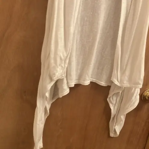 Forever 21 Cream sleeveless cardigan knit top woman’s size small