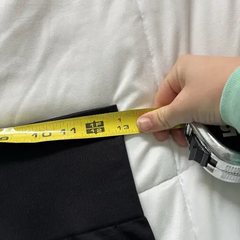 Womens Size Large High Waisted Seamless Black Shorts Activewear Nylon Spandex