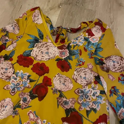 Entro Floral Yellow Dress Small