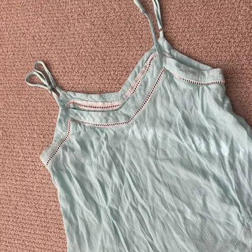 Mika & Gala Scalloped Cropped Eyelet Tank Top Blouse Aquamarine Teal Size 10 EUC