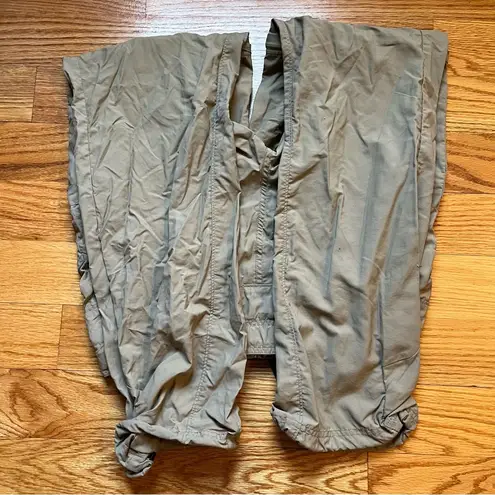 Mountain Hardwear 2 in 1 pants to shorts size 8