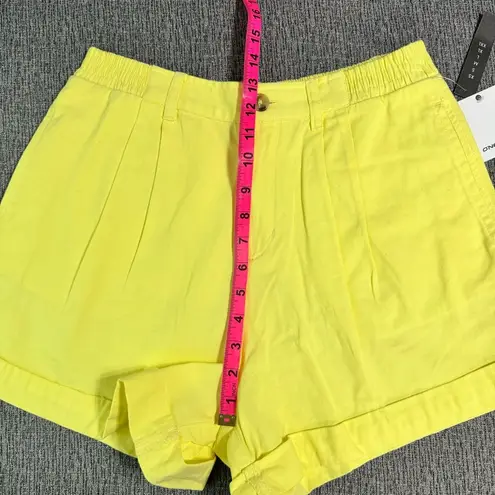 O'Neill O’Neill Women’s Benton Pleated High Waist Cuff Hem Cotton Twill Shorts