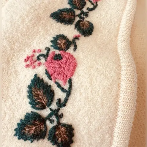 BRANDON Vintage Pure Virgin Wool Cropped Floral Embroidered Cardigan Size M Size M