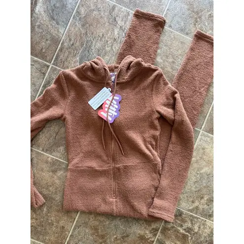 YITTY Pet Me Heart Pocket Onesie Cara Mel Size Small