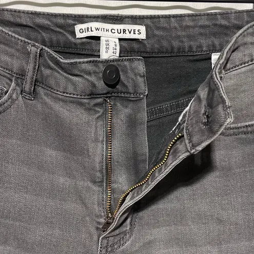 New Girl With Curves Raw Hem Ankle Length Girlfriend Jeans Gray Wash Size 4