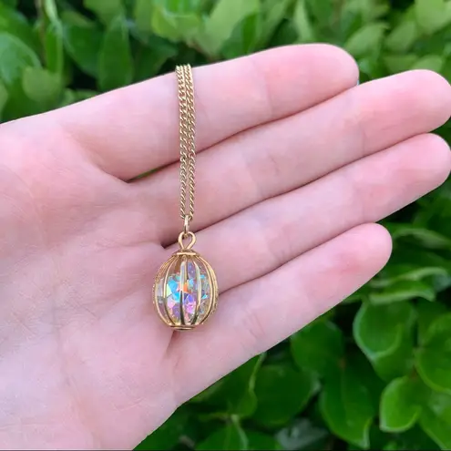 Gold Color Cage Style Necklace with Sequins