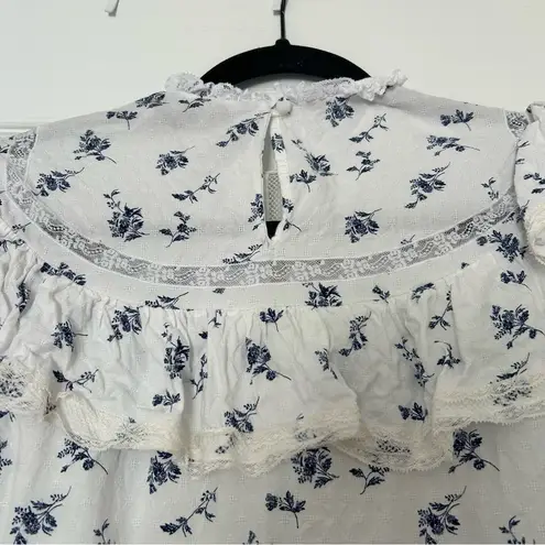 Andion White and Blue Ruffled Bib Lace Collar Blouse Floral