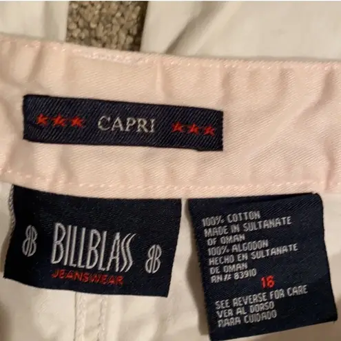 Bill Blass  White Capri Pants