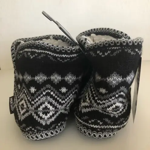 MUK LUKS Womens Bootie Slippers Size 9