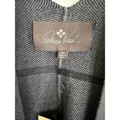 Patricia Nash Women's Plaid Cape Gray/Black