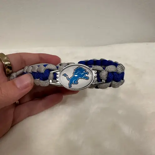 NFL Detroit lions friendship tie up bracelet!