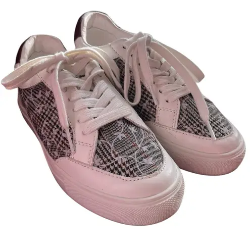 Birdies Sneakers size 7 Cardinal Sneakers