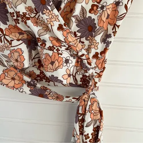 No Comment Floral top size Small by  - Image 3