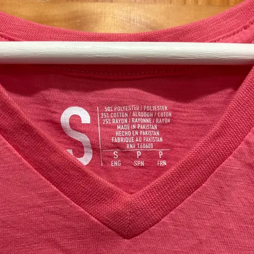 Cabela's Size Small Pink T-Shirt