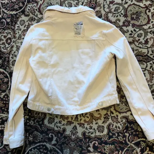 Miss Selfridge peachyWhite Cropped distressed Jean Jacket size 2