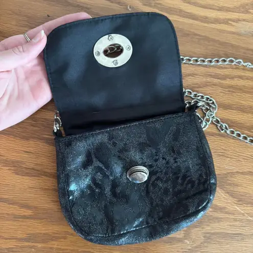 Unique Vintage y2k early 2000s crossbody bag