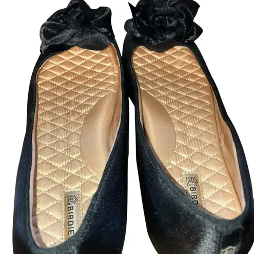 NWOT Birdies The Finch Rare Black Satin Flats with Floral Toe Decoration
