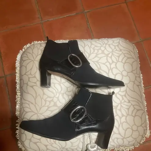 Brighton  Vintage Trevor Heeled Booties 9 EUC