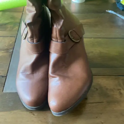 Style & Co  Sachi‎ brown buckle heel boots size 10