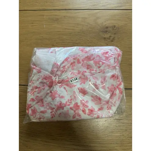 Skies Are Blue Skies Are Blue White and Pink Floral Print Smocked Flutter Sleeve Blouse Medium