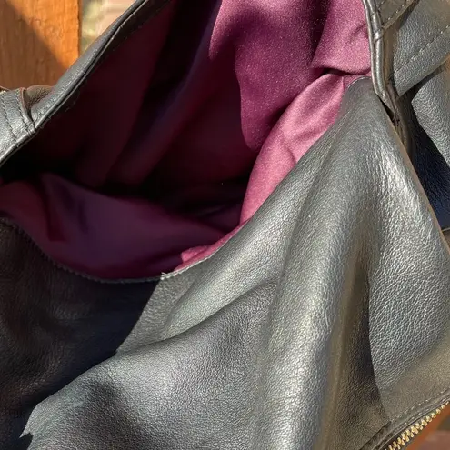 B Makowsky B. Makowsky Black Leather Turn lock Shoulder Bag