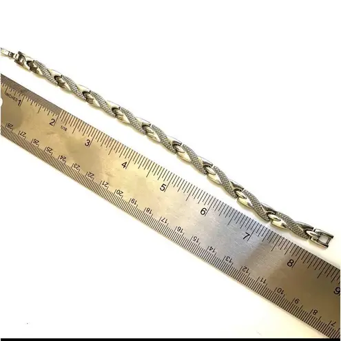 Silver tone link bracelet