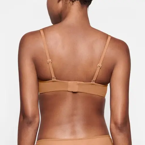 SKIMS ultra mesh convertible STRAPLESS BRA