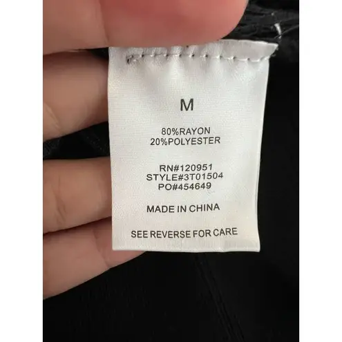 Olive + Oak Women's Black Long Sleeve Pullover Knit Sweater Size Medium Classic