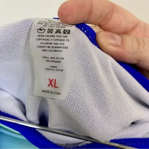 Women’s Ombré Twist Front Bikini Swim Bottoms Blue Size XL NWOT