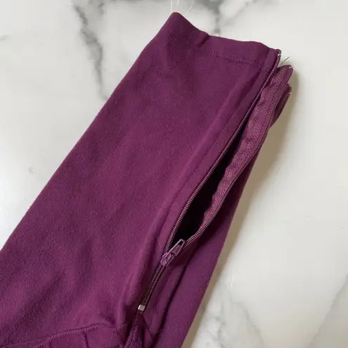 Beyond Yoga Purple quilted ankle zip leggings size S small Revolve Carbon38