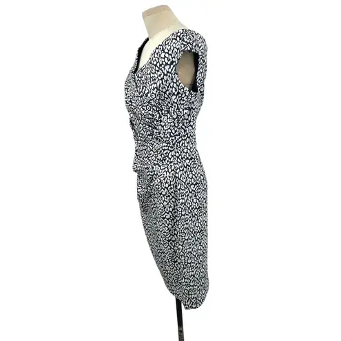 Rickie Freeman for Teri Jon Cap