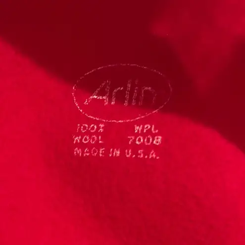 100% wool women Red and Black Fedora Hat with Classic Shape and Sturdy Brim