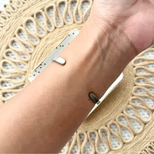 EGE ‘89 Silver Pewter Turquoise Heart Pointed Slip On Slim Bracelet Cuff Western