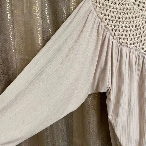 Gimmicks by BKE BKE Gimmicks Ivory Boho Crocheted Macrame Balloon Sleeve Blouse Large