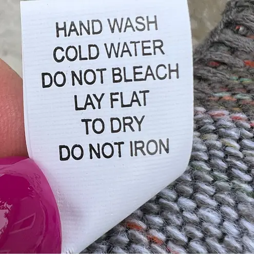 Kollie More Color Block Shawl Wrap Poncho Cape Ultra Soft Cozy Boho Gray NWOT Size undefined