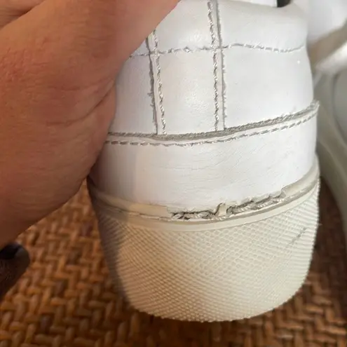 Axel Arigato platform leather sneaker size 5.5/35 White