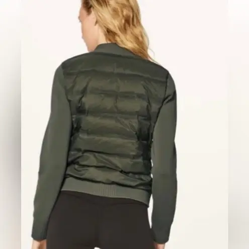 Lululemon  goose Down & Around Bomber (Reversible) in Armory green woman size 12