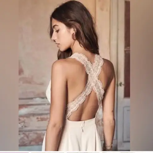 Sézane Sezane Ombeline Dress in Rosy Beige, Just dry cleaned in Excellent condition