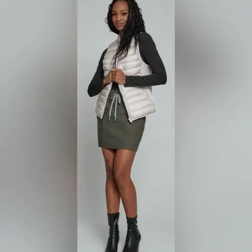 7 Diamonds Womens Andes Front Zipper Puffer Vest in Color Pearl Sz Small White