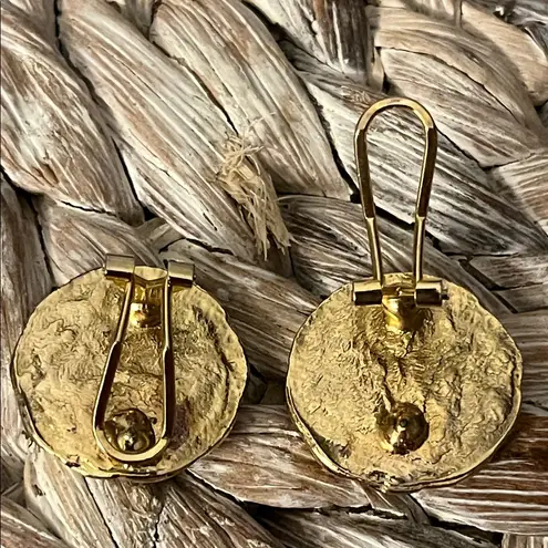 Gold Tone Zodiac Aries Ram Clip Earrings